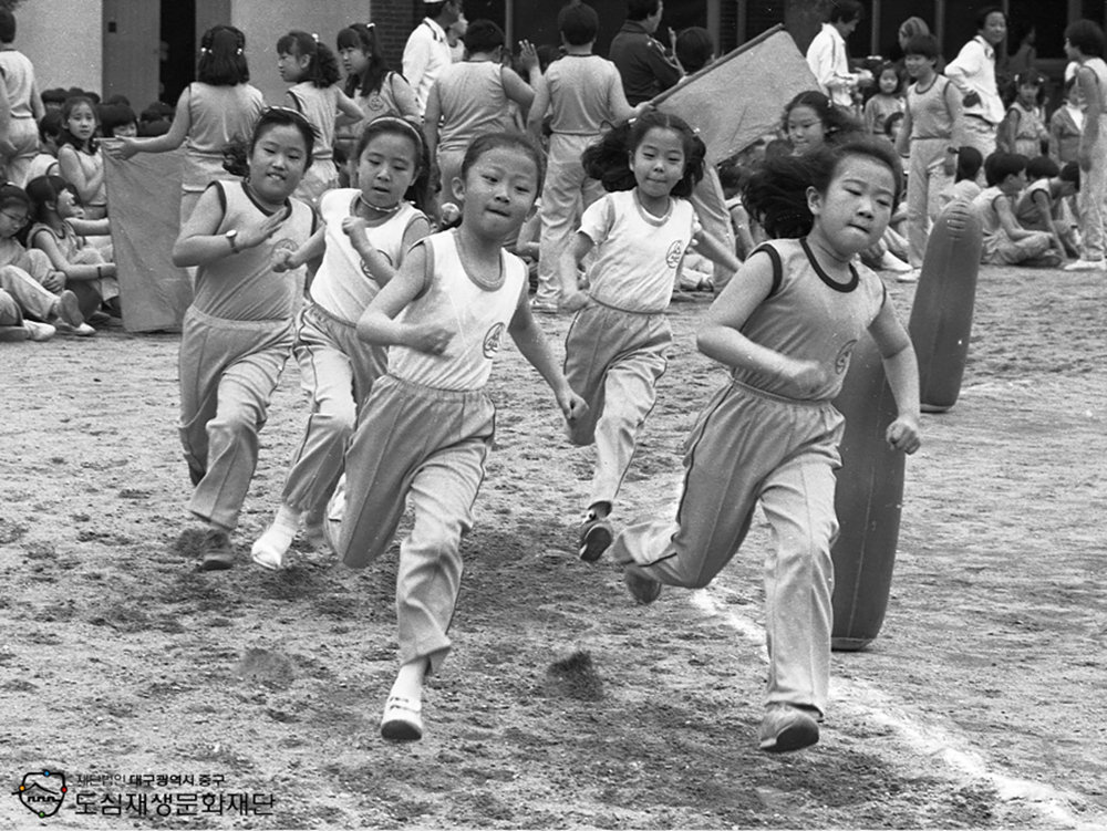 880504 효성국민학교 어린이 소체육 대회.jpg