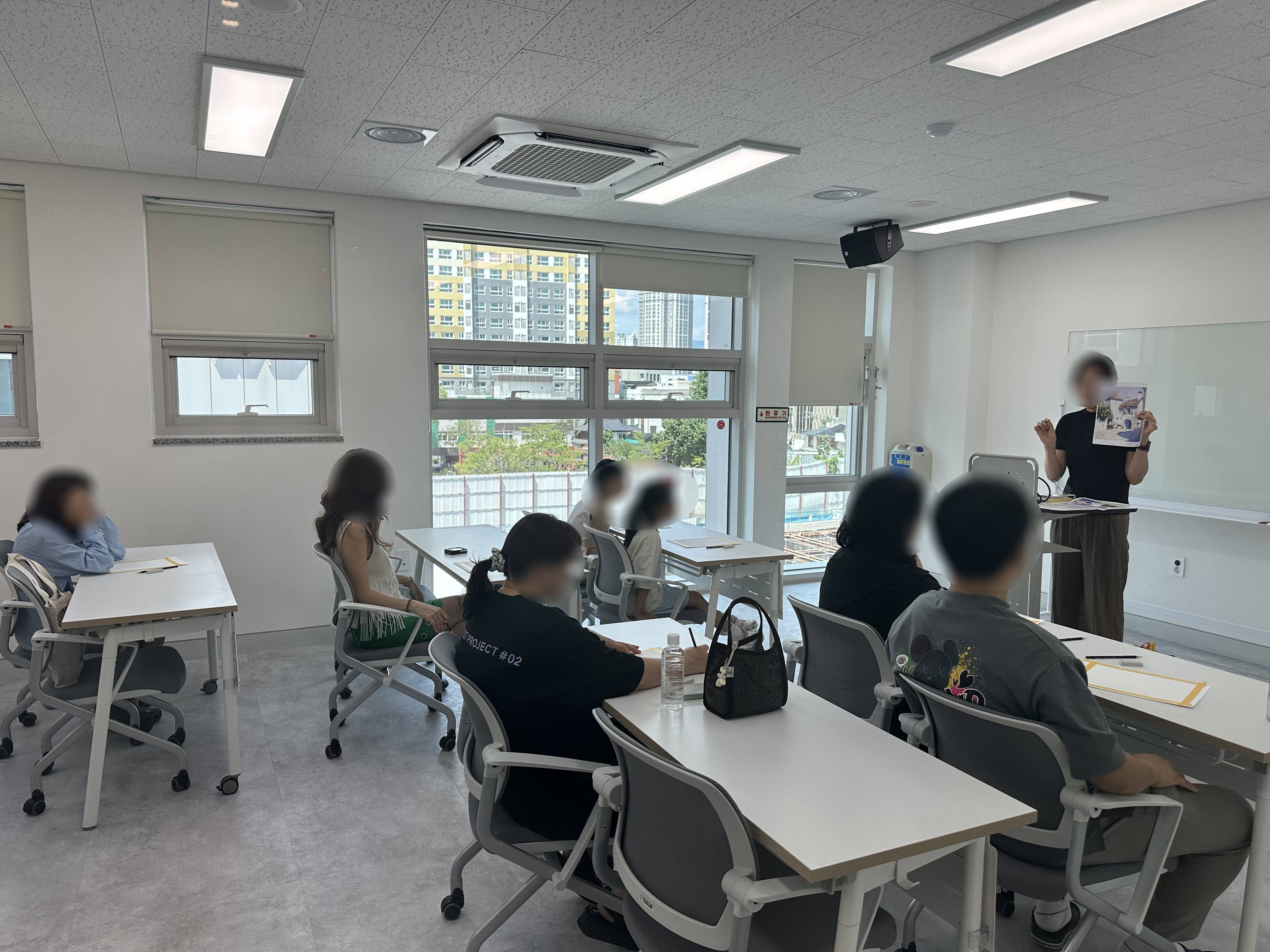 25.07.30 펜드로잉 (2).jpg
