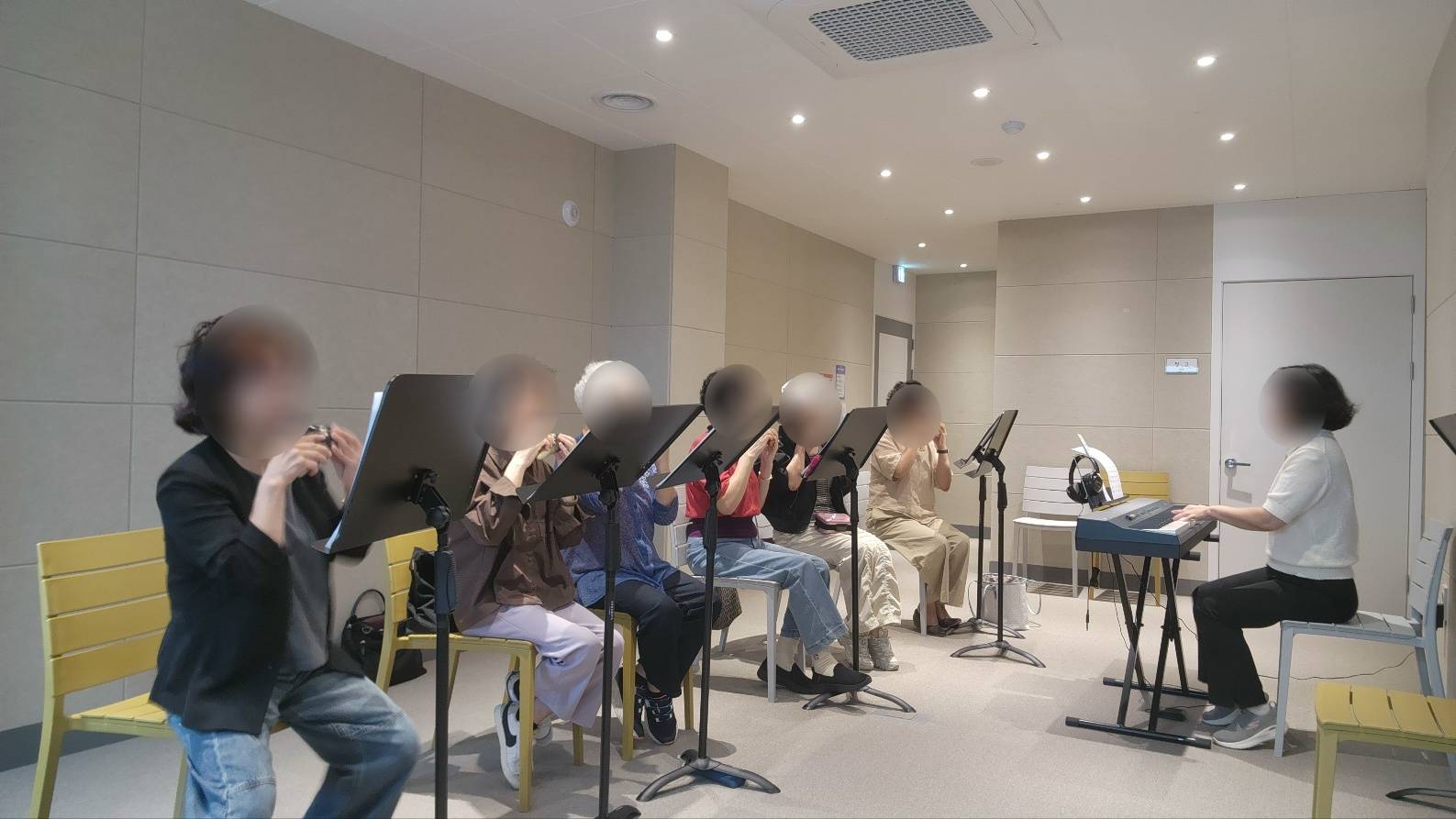 25.09.30 활동사진.jpg