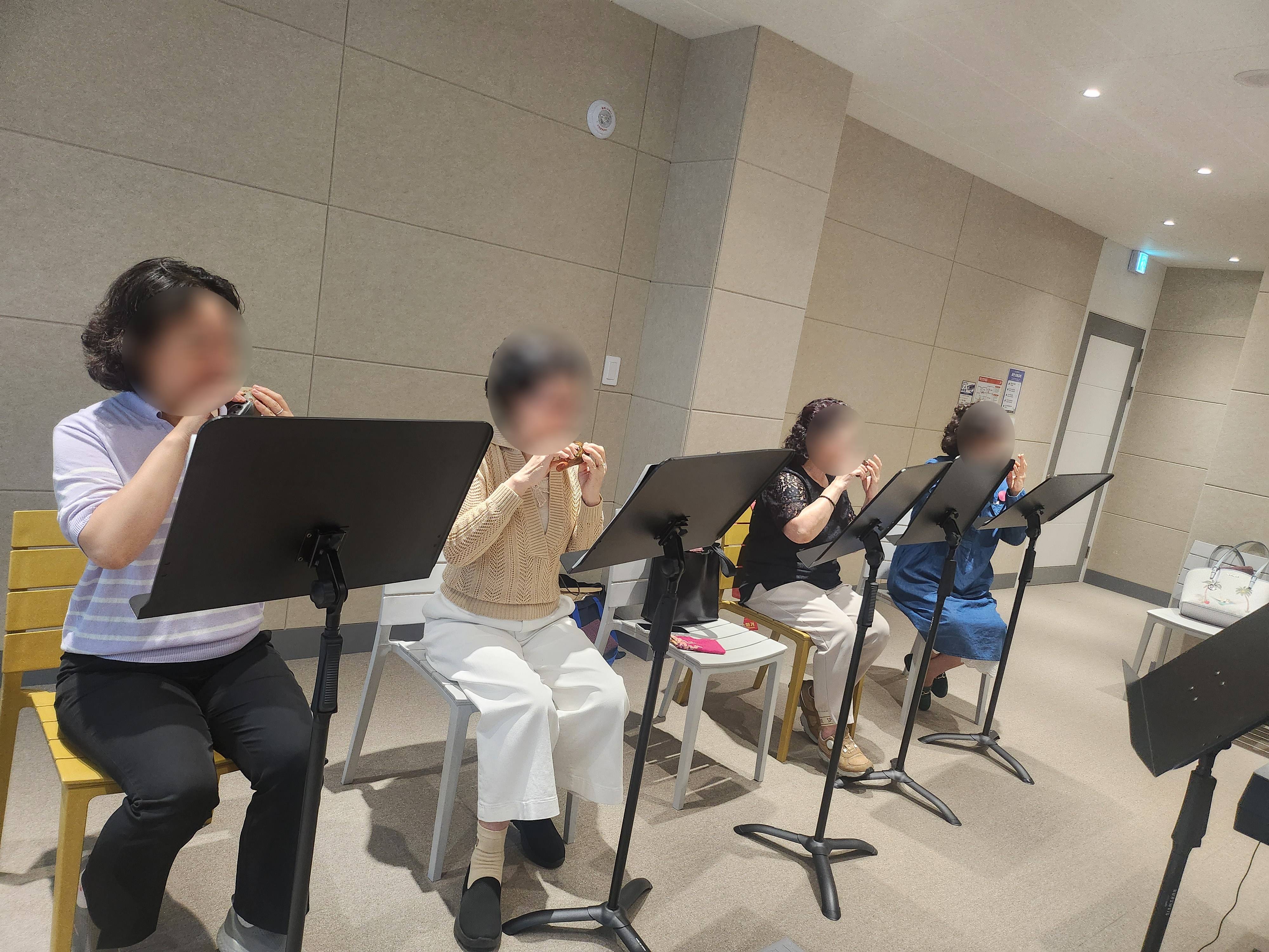 25.10.02 활동사진_삼덕오카리나3.jpg