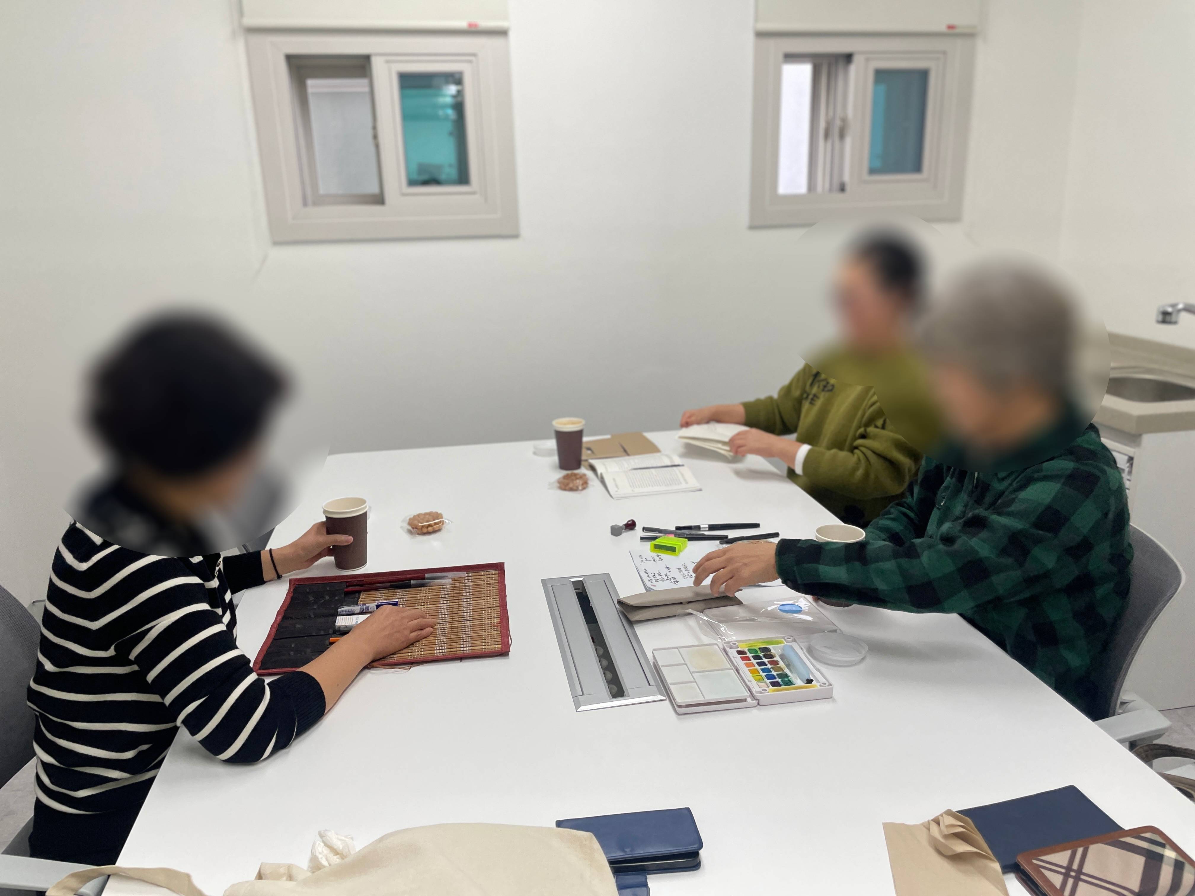 25.10.27 활동사진 화요서담 (1).jpg