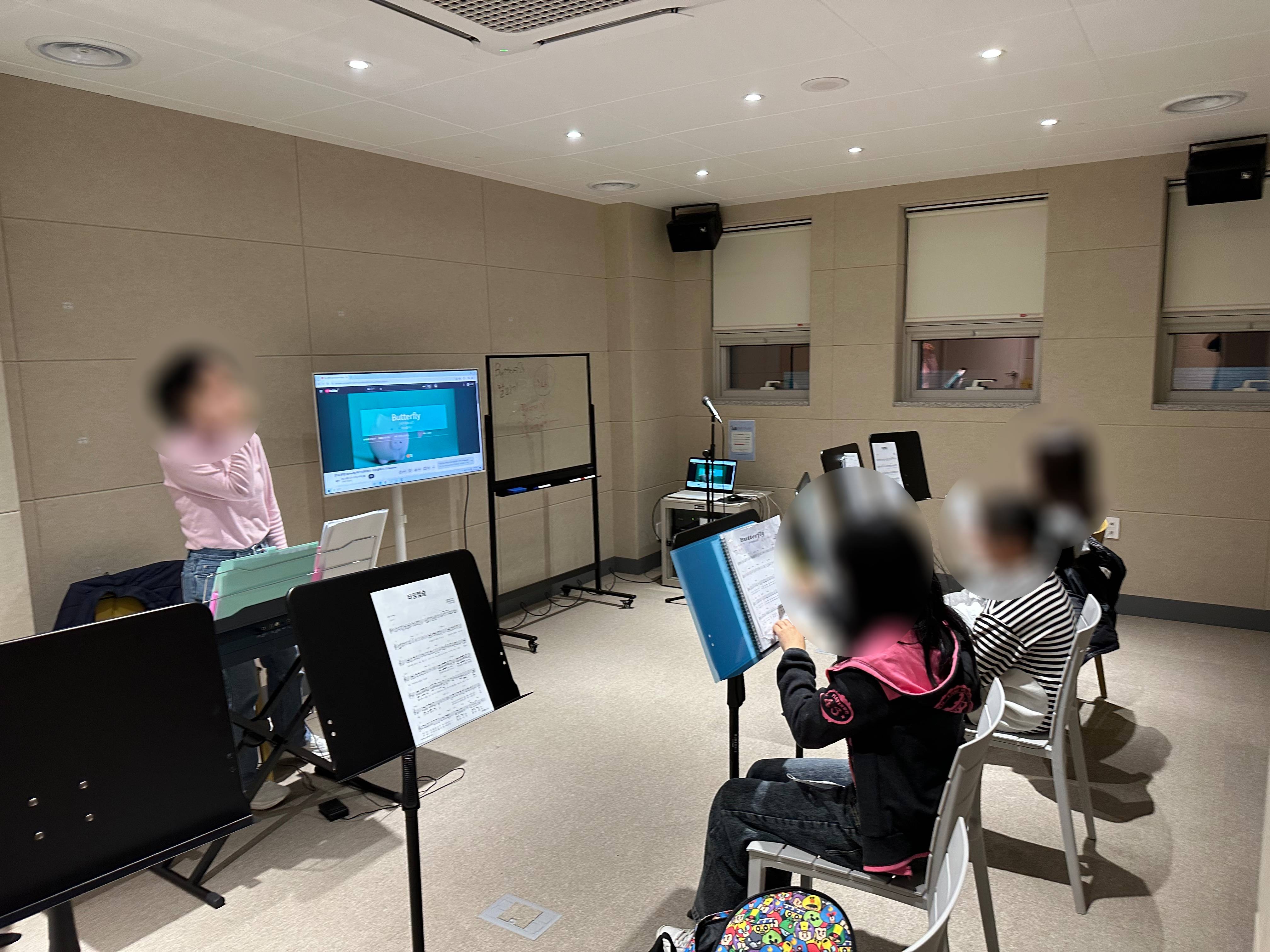251030 키즈보컬 2반 3회차 (1) (1).jpg