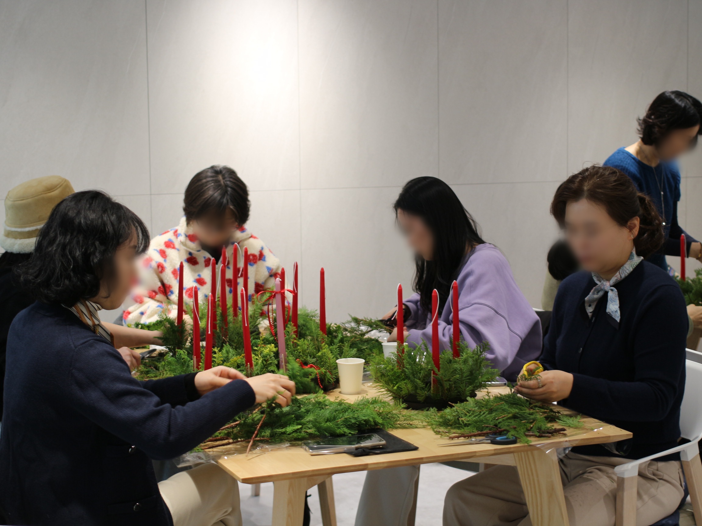 251220 테이블 리스 (4).jpg